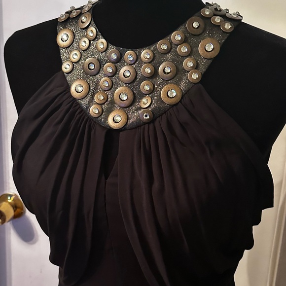 Absolutely gorgeous evening dress unique in style - Picture 1 of 6